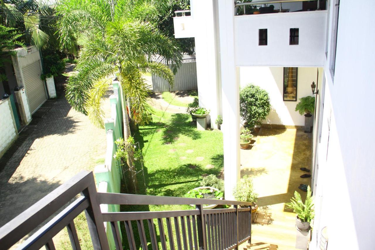 Shakuna Villa Hikkaduwa Exterior photo